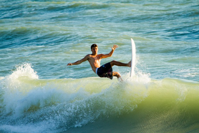 venice-jetty-surf