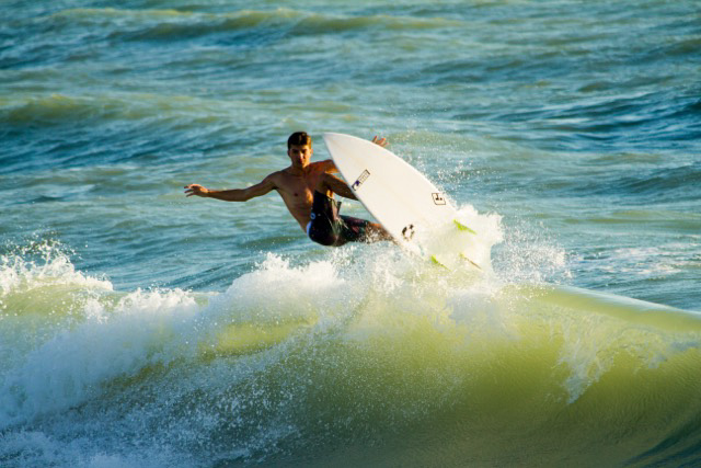 venice-jetty-surf