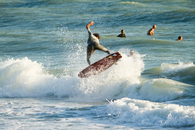 venice-jetty-surf