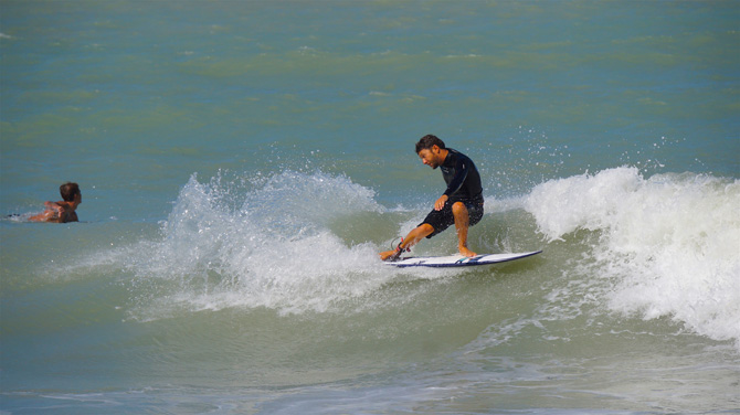 venice jetty surf