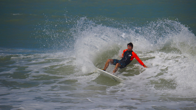 venice jetty surf