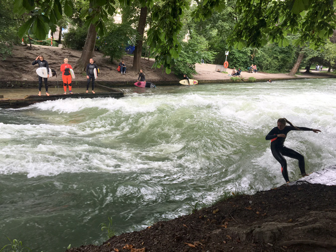 surfing munich